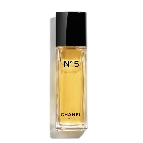 chanel n 5 renner|N°5 L’EAU Eau de Toilette Purse Spray .